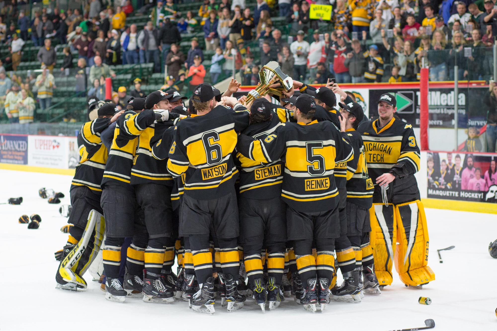Michigan Tech wins 2018 WCHA Championship