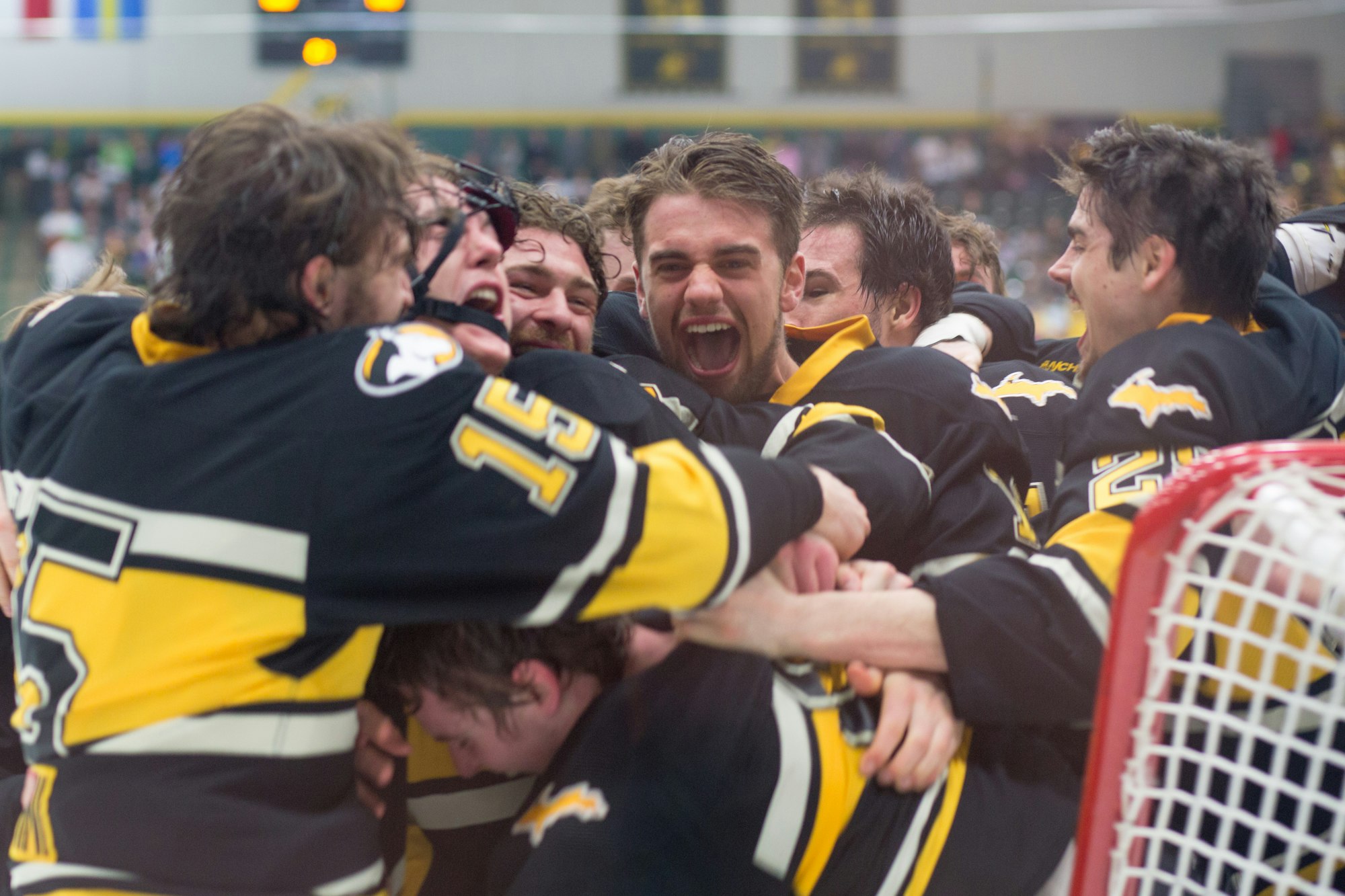 Michigan Tech Beats Rival Northern for 2018 WCHA Tournament Title