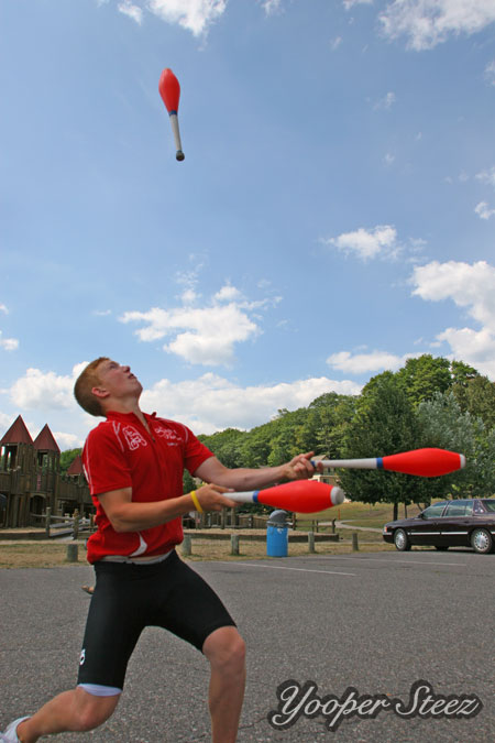 Ben Juggling