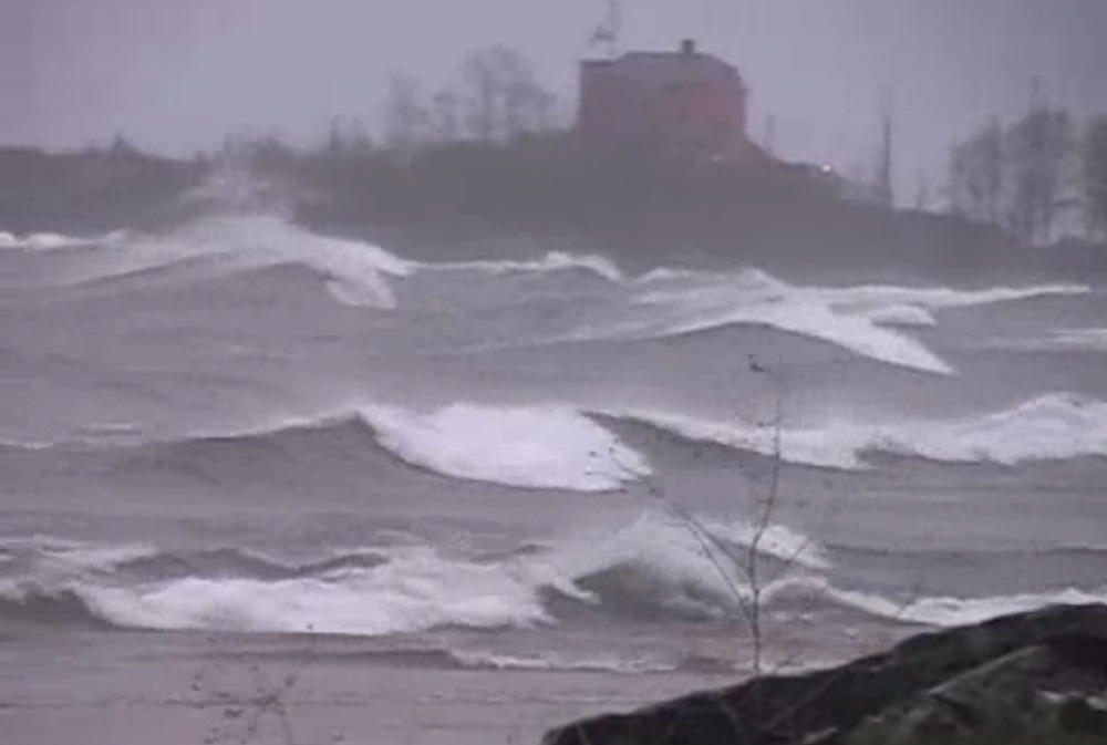 Lake Superior Storm Footage